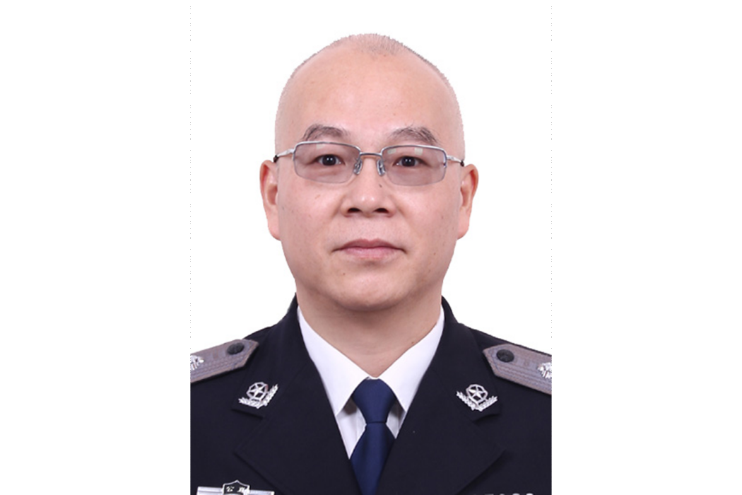 王新建(中國人民公安大學治安與交通管理學院教授) 王新建(中國人民公安大學治安與交通管理學院教授)