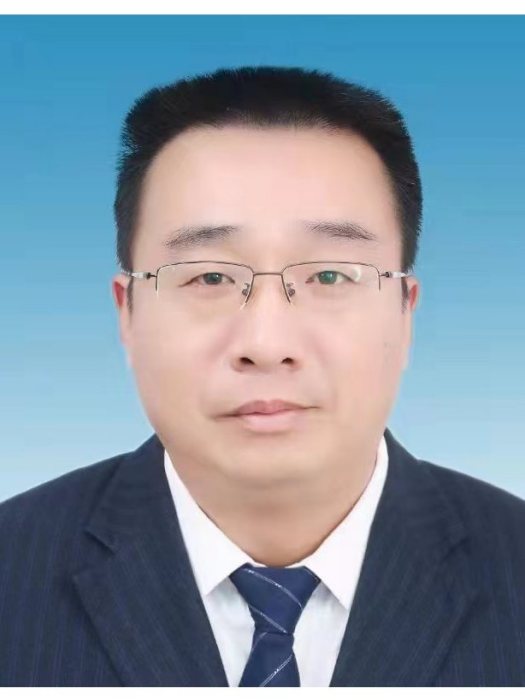 王衛華(山東省濟寧市微山縣教育和體育局黨組書記、局長) 王衛華(山東省濟寧市微山縣教育和體育局黨組書記、局長)