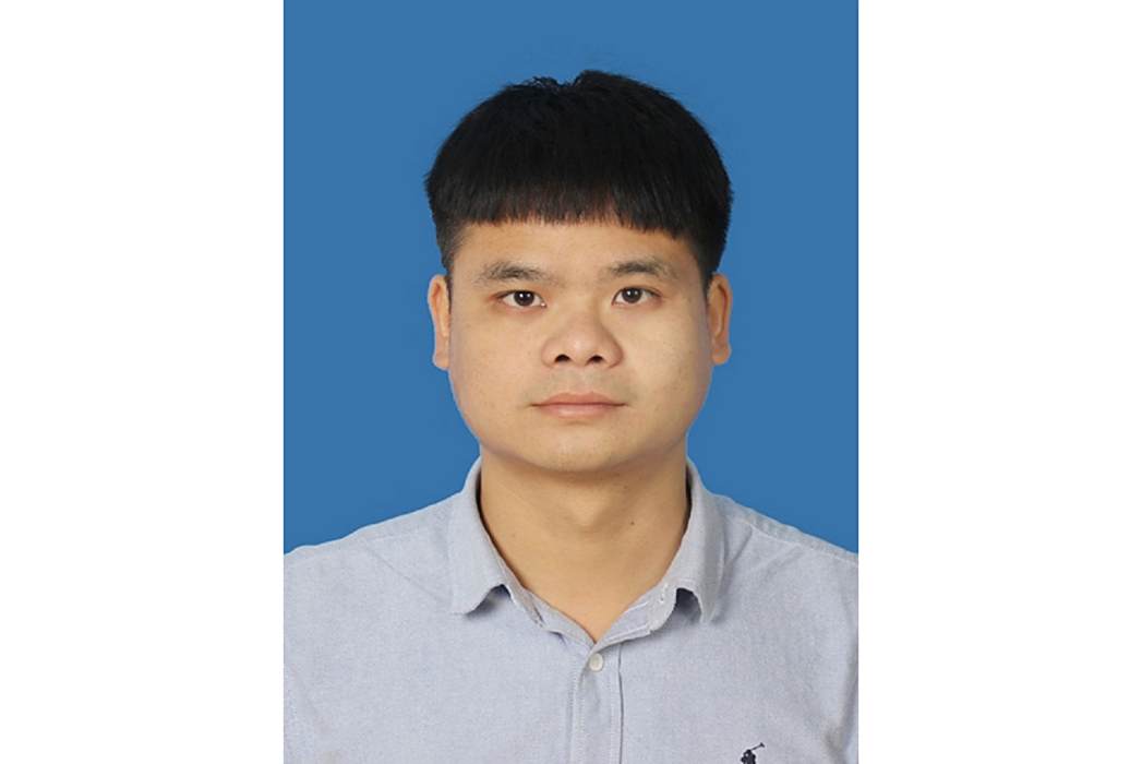 楊里(廣西貴港市港南區瓦塘鎮政府副鎮長)