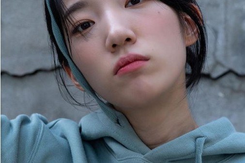姜彩榮(韓國女演員) 姜彩榮(韓國女演員)