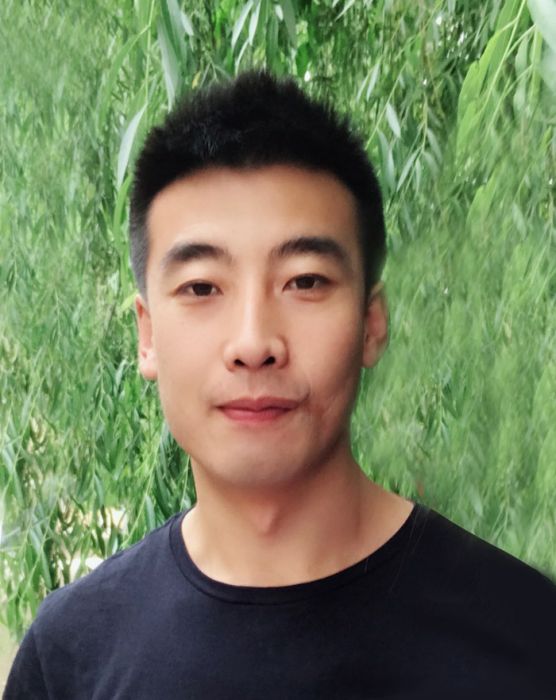 周占慧 周占慧