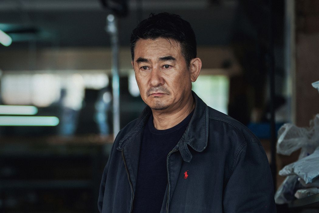趙文斌(電視劇《烏雲之上》中的角色) 趙文斌(電視劇《烏雲之上》中的角色)