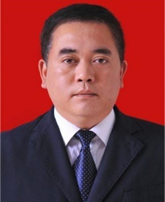 任龍(四川省宣漢縣委常委、組織部部長) 任龍(四川省宣漢縣委常委、組織部部長)