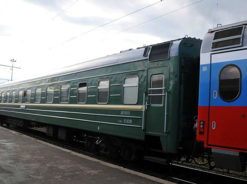 俄羅斯號列車附掛的俄朝國際聯運車廂