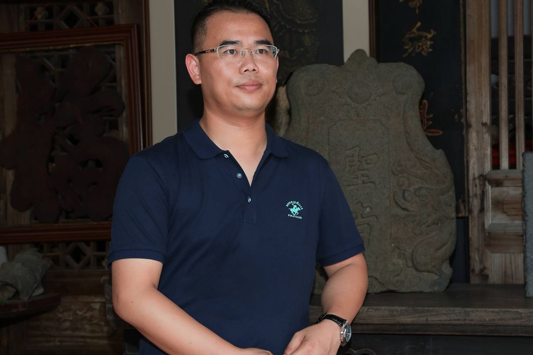 陳國輝(碑刻收藏家) 陳國輝(碑刻收藏家)