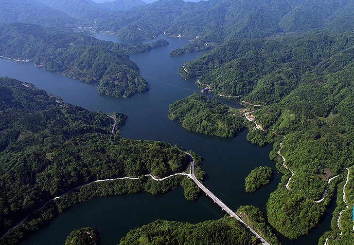 太陽湖(重慶市石柱土家族自治縣太陽湖) 太陽湖(重慶市石柱土家族自治縣太陽湖)