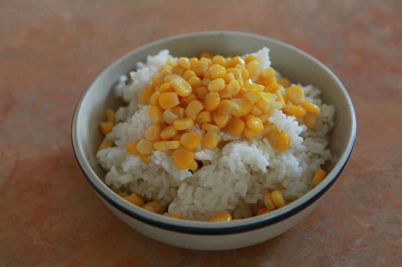 甜玉米煎米飯餅