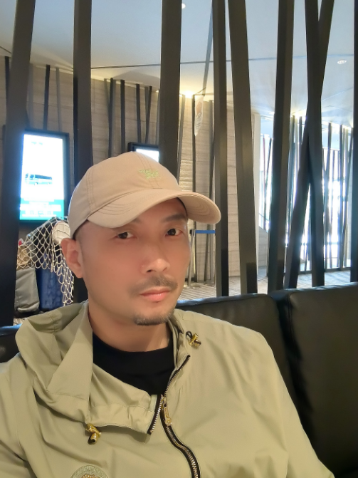 劉弘昆