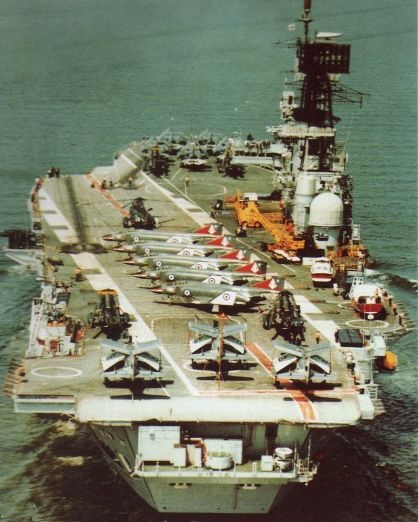 皇家方舟號航空母艦(英國鷹級航母-舷號R09-1955年服役)