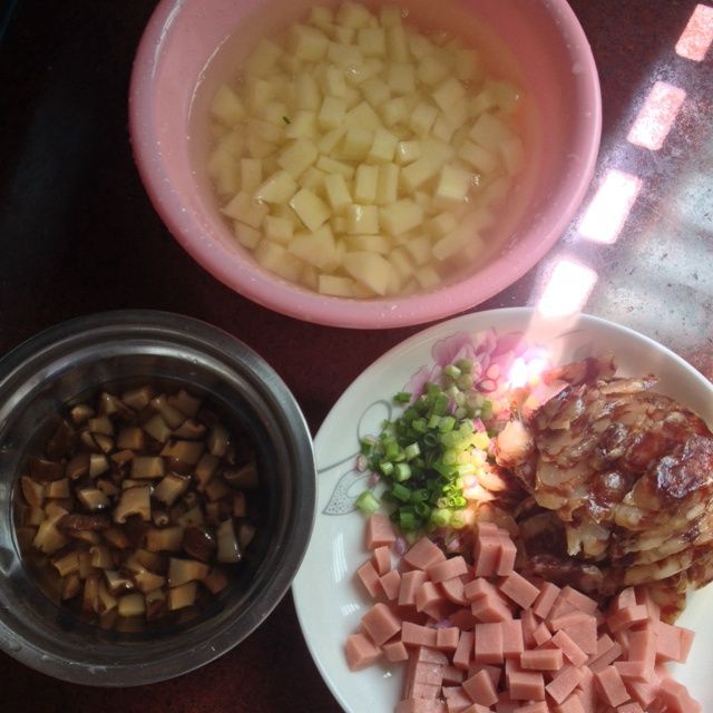 美味燜飯 美味燜飯