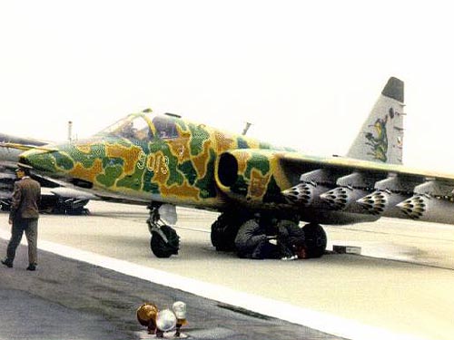 蘇-25強擊機