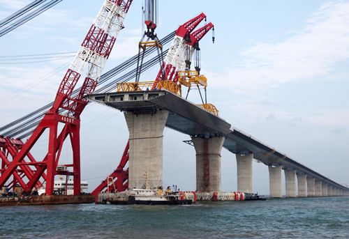 港珠澳大橋架梁工程
