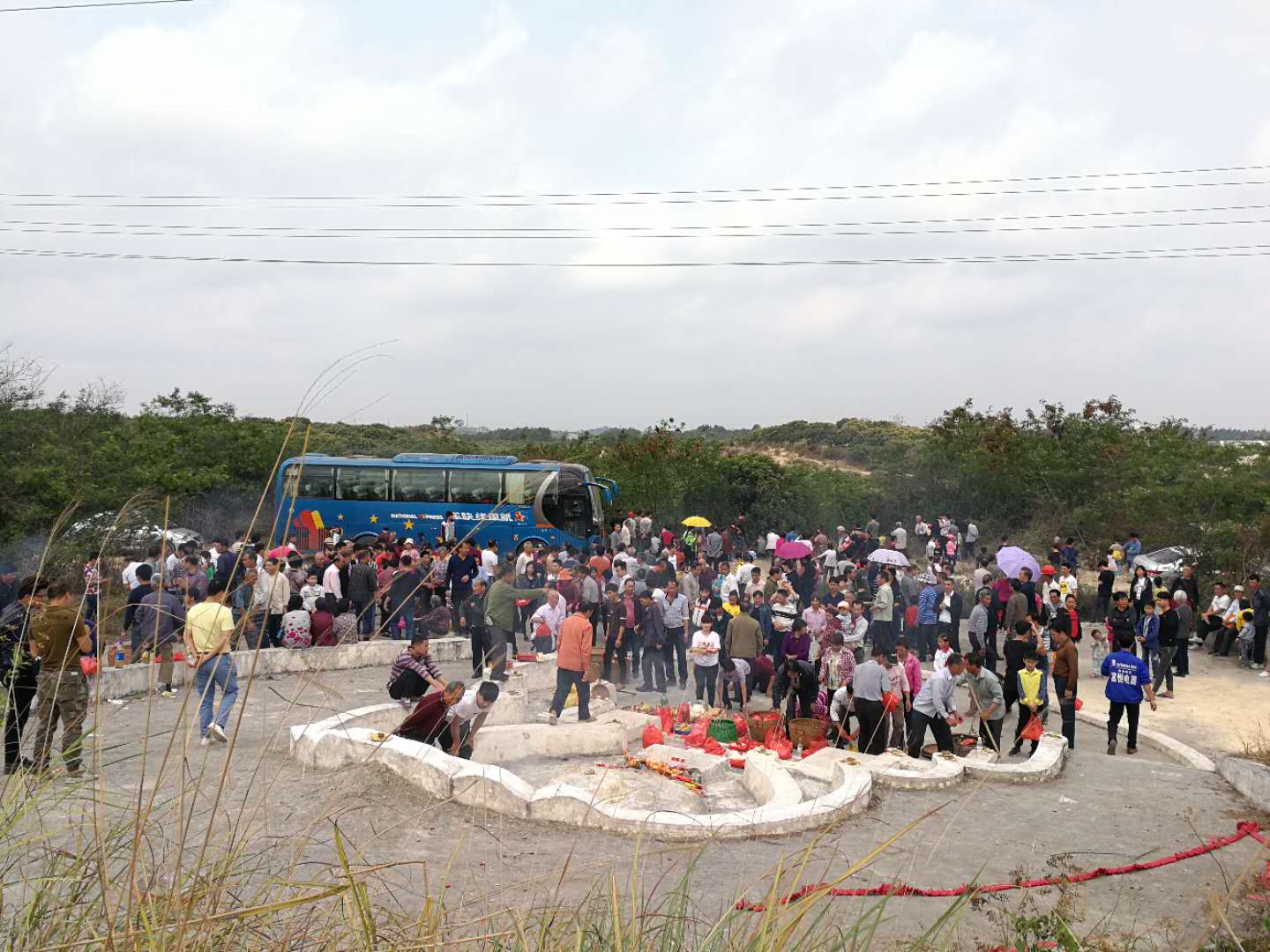 2018年3月17日塘表村有村民到谷爆龍掃大眾山