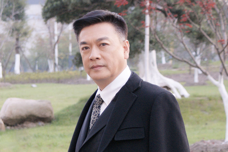 胡海洋(電視劇《青瓷》中角色) 胡海洋(電視劇《青瓷》中角色)