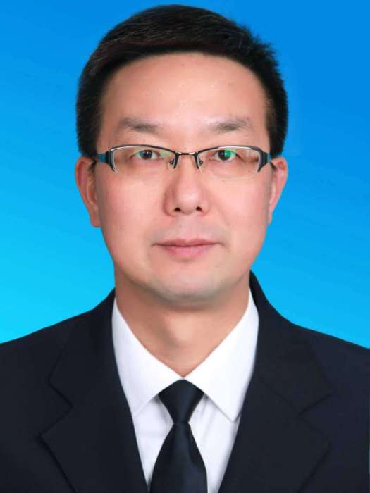 王榮剛(重慶市巫山縣人民政府副縣長) 王榮剛(重慶市巫山縣人民政府副縣長)