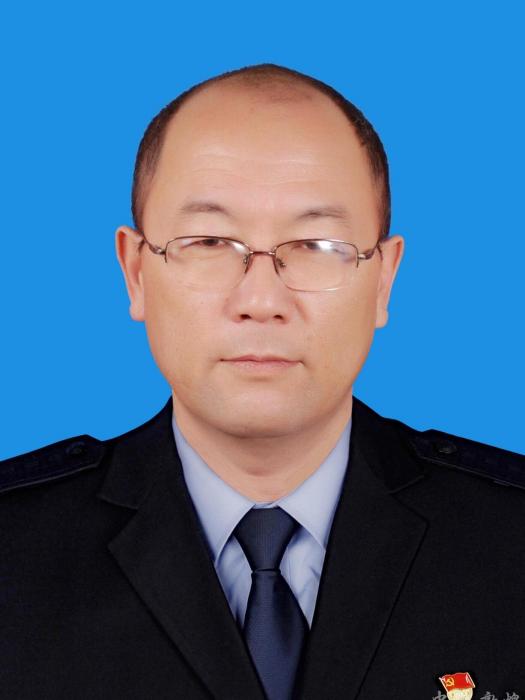 馬新軍(甘肅省敦煌市司法局黨組書記、局長,市委全面依法治市委員會辦公室主任(兼),一級主任科員) 馬新軍(甘肅省敦煌市司法局黨組書記、局長,市委全面依法治市委員會辦公室主任(兼),一級主任科員)
