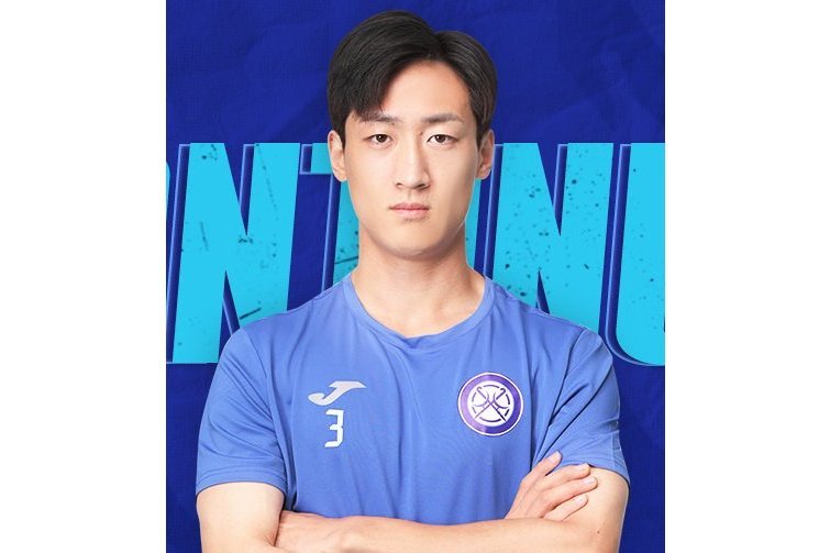 李一(1997年2月生中國足球運動員) 李一(1997年2月生中國足球運動員)