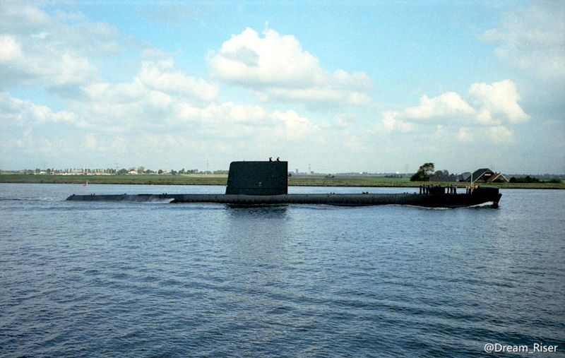 奧伯隆級潛艇