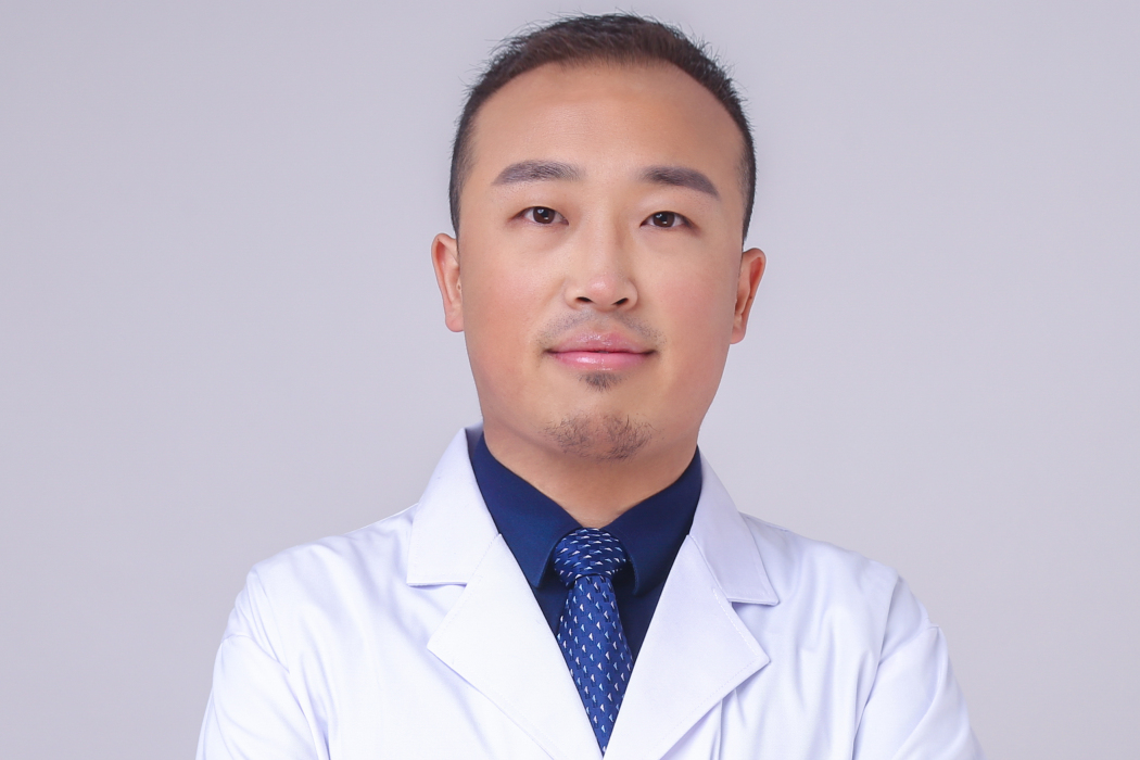 劉磊(上海伯思立醫療美容門診部執業醫師) 劉磊(上海伯思立醫療美容門診部執業醫師)