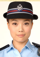 學警出更