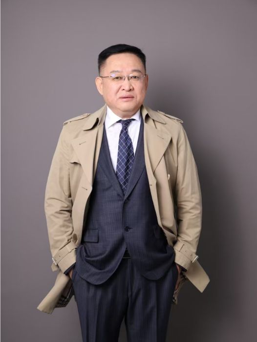 張偉(河安投資管理有限公司執行董事)