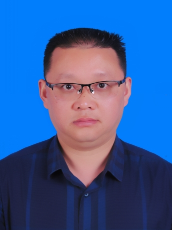 鄭倫(南充市蓬安縣融媒體中心編委) 鄭倫(南充市蓬安縣融媒體中心編委)