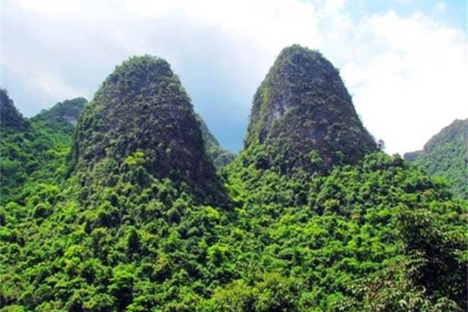 雙峰嶺(長白山系吉林哈達嶺下的山脈) 雙峰嶺(長白山系吉林哈達嶺下的山脈)