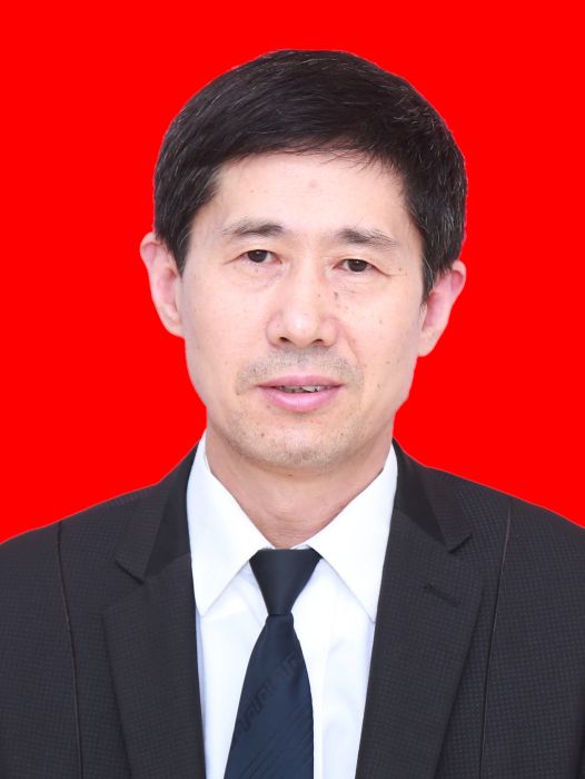 李群(安徽省蚌埠市氣象局黨組成員、副局長) 李群(安徽省蚌埠市氣象局黨組成員、副局長)