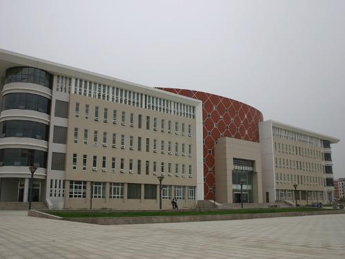 河南工業大學信息科學與工程學院