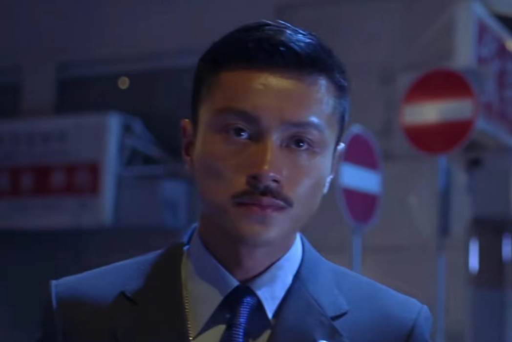 鄭偉明(科幻喜劇片《追擊8月15》中的角色) 鄭偉明(科幻喜劇片《追擊8月15》中的角色)