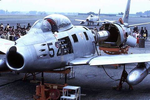 戰後日本航空工業從引進制造 F-86 重新開始