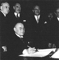 吉田茂簽署日美安全保障條約