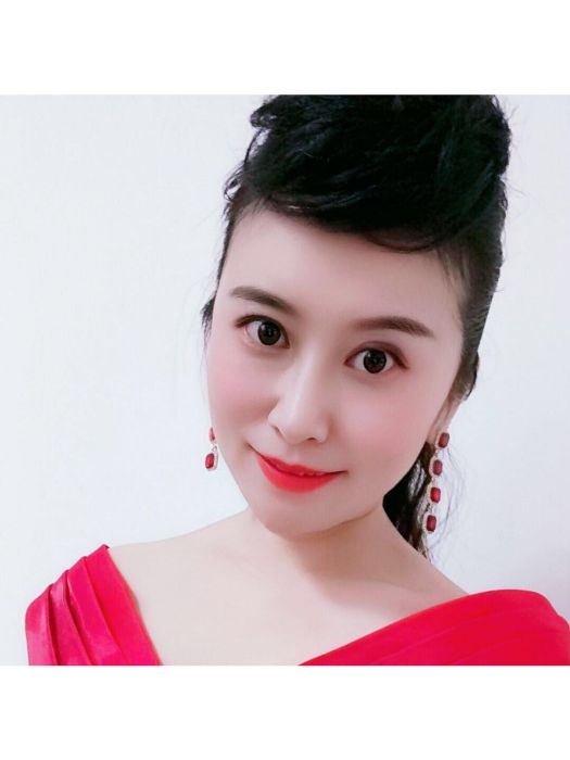 劉明輝(中國內地女歌手) 劉明輝(中國內地女歌手)