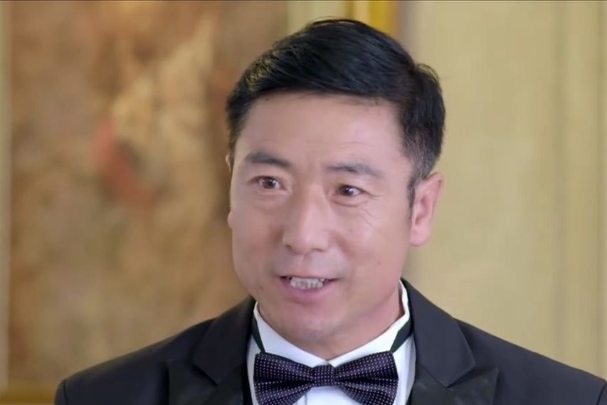何正峰(中國男演員) 何正峰(中國男演員)