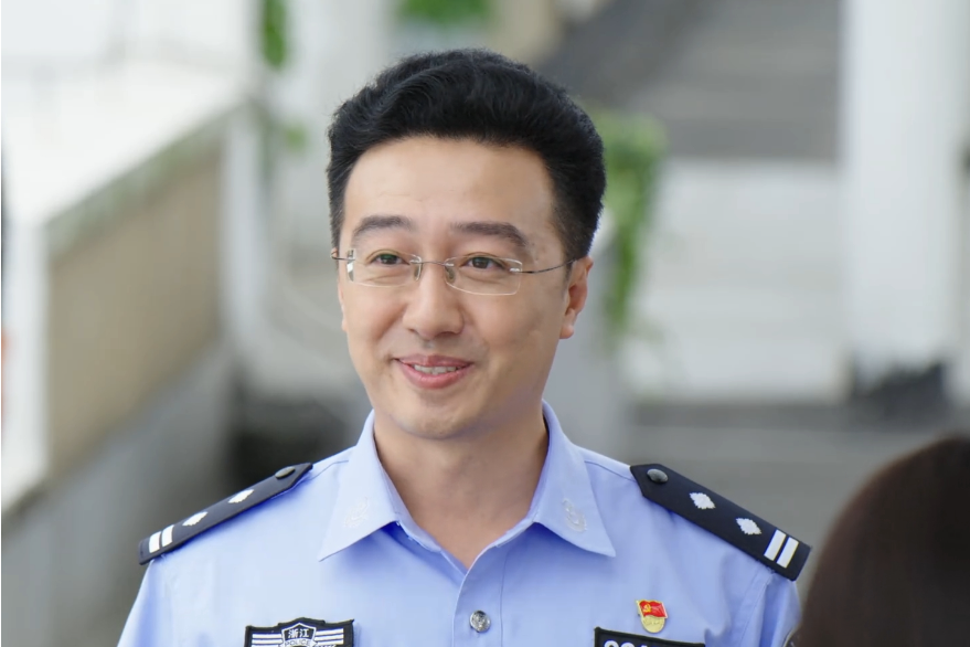 孫紹峰(都市生活劇《護衛者》中的角色) 孫紹峰(都市生活劇《護衛者》中的角色)