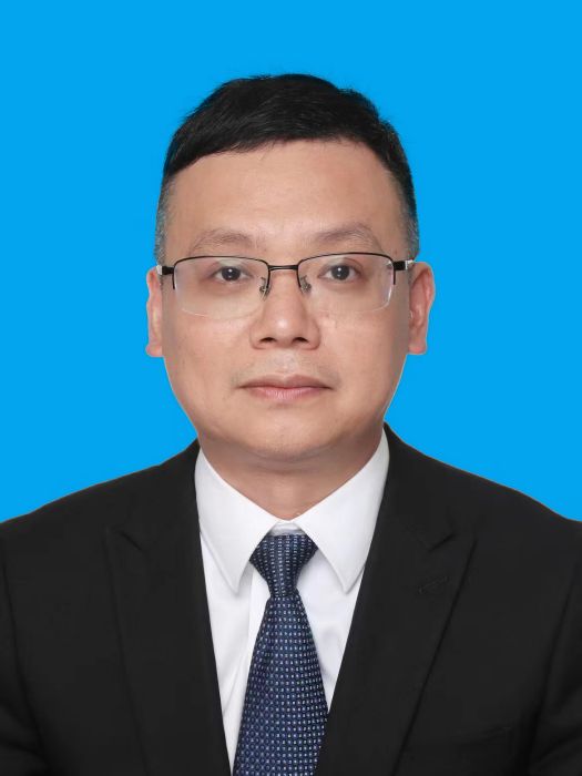 潘永華(浙江省瑞安市人民政府辦公室黨組書記、主任) 潘永華(浙江省瑞安市人民政府辦公室黨組書記、主任)