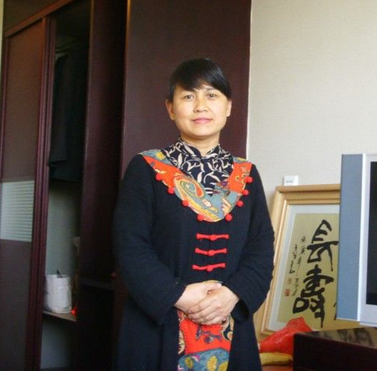 賀俊玲 賀俊玲
