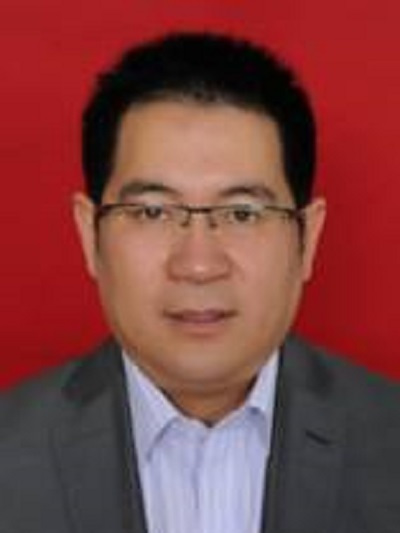 鐘俊(西藏銀保監局黨委委員、副局長) 鐘俊(西藏銀保監局黨委委員、副局長)