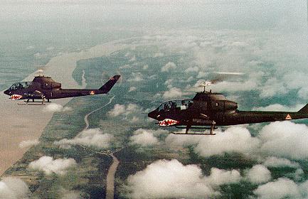 AH-1G“休伊眼鏡蛇”