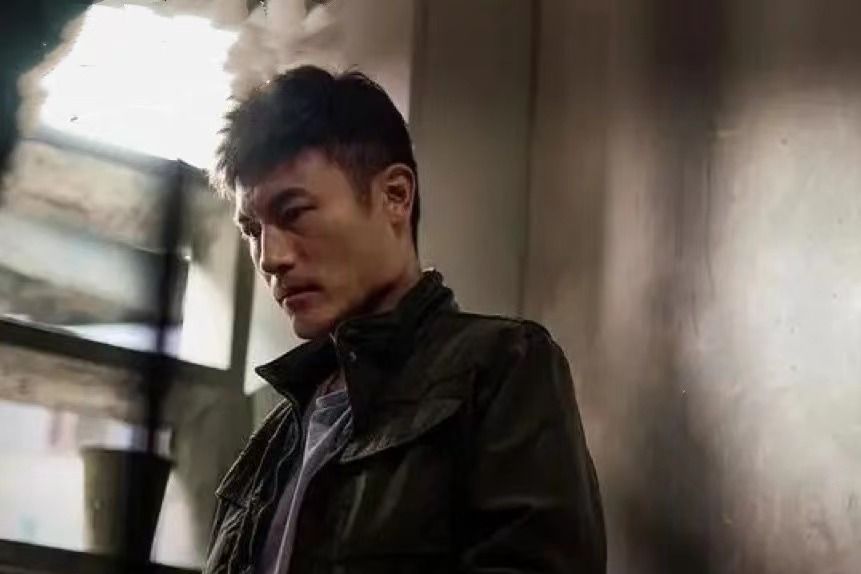 李嵐(懸疑刑偵罪案網劇《誰是兇手》中的角色) 李嵐(懸疑刑偵罪案網劇《誰是兇手》中的角色)