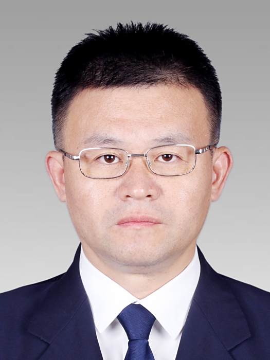 何雪峰(浙江省杭州市生態環境局建德分局黨組成員、副局長)