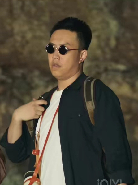 鐵棍(電影《關中詭事之霧隱藏棺》中的角色)