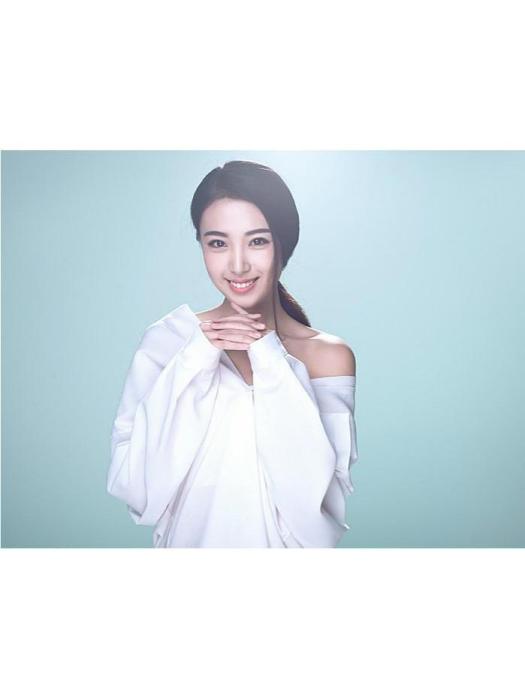 於媚妍 於媚妍