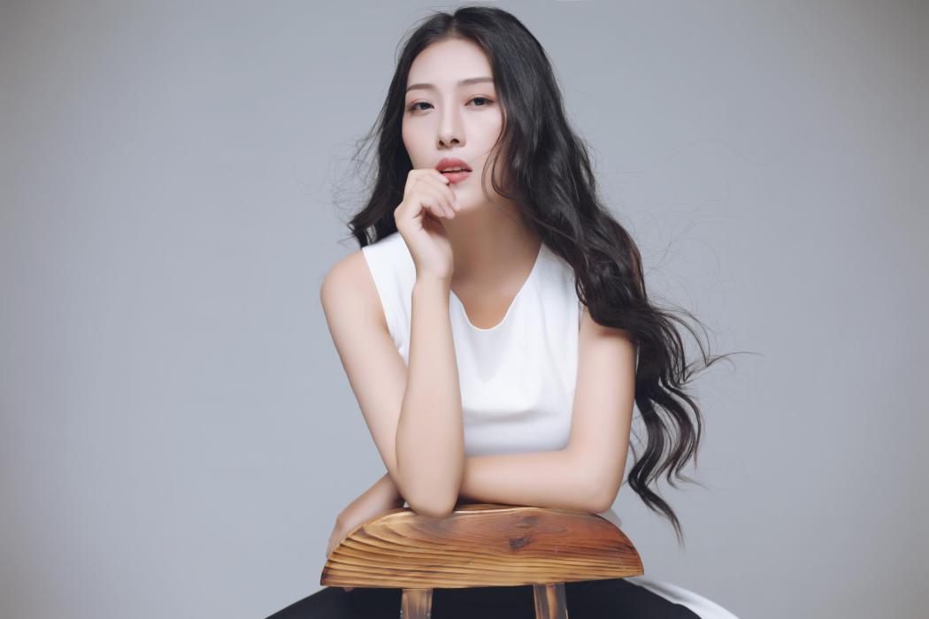賈路路(中國內地女演員) 賈路路(中國內地女演員)
