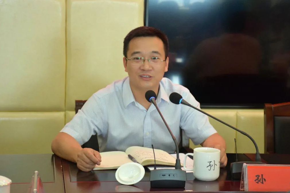 孫義(湖南省婁底市紀委副書記、市監委副主任) 孫義(湖南省婁底市紀委副書記、市監委副主任)
