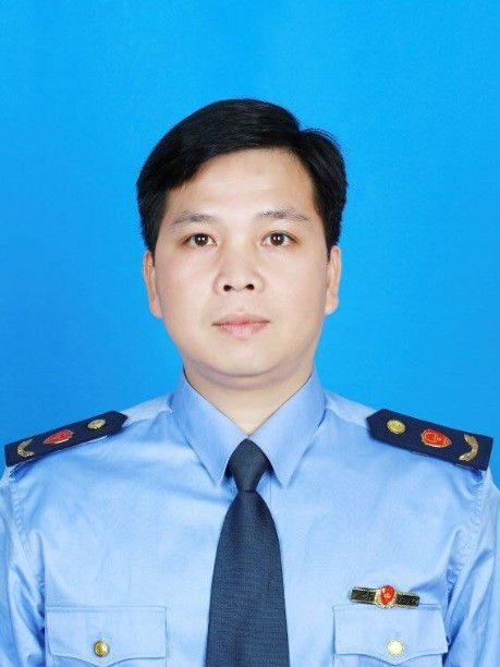 黃朝輝(廣西憑祥市人民政府辦公室副主任) 黃朝輝(廣西憑祥市人民政府辦公室副主任)