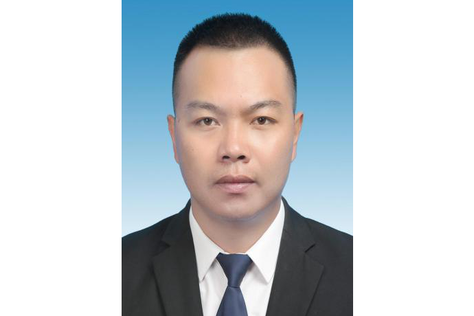 周榮(雲南省西雙版納傣族自治州勐海縣交通運輸局黨組成員、副局長) 周榮(雲南省西雙版納傣族自治州勐海縣交通運輸局黨組成員、副局長)