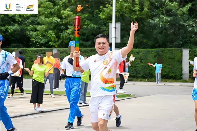 楊喜堤(四川農業大學博士研究生,多項國家級榮譽獲得者) 楊喜堤(四川農業大學博士研究生,多項國家級榮譽獲得者)