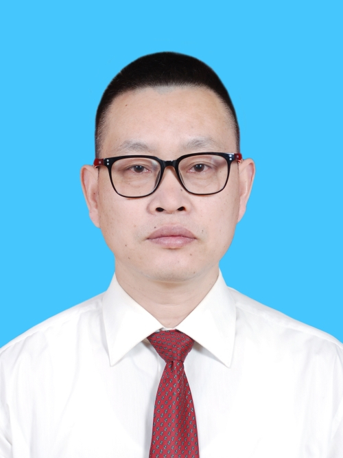黃群(浙江省杭州市臨安區審計局黨組成員、副局長) 黃群(浙江省杭州市臨安區審計局黨組成員、副局長)
