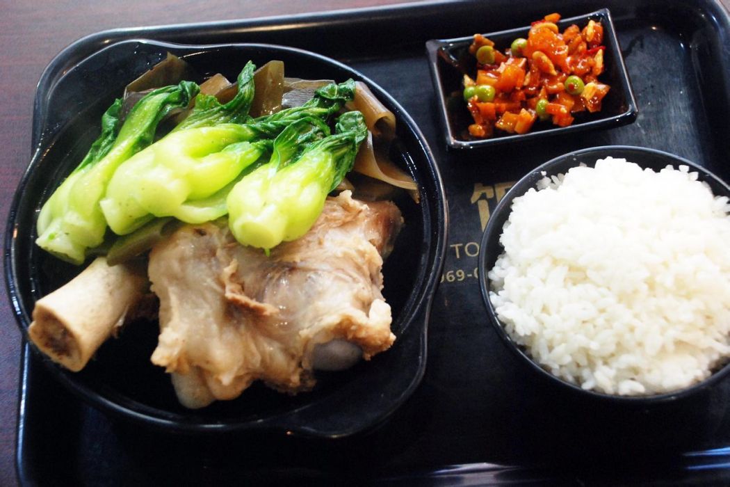 傳世骨頭飯 傳世骨頭飯